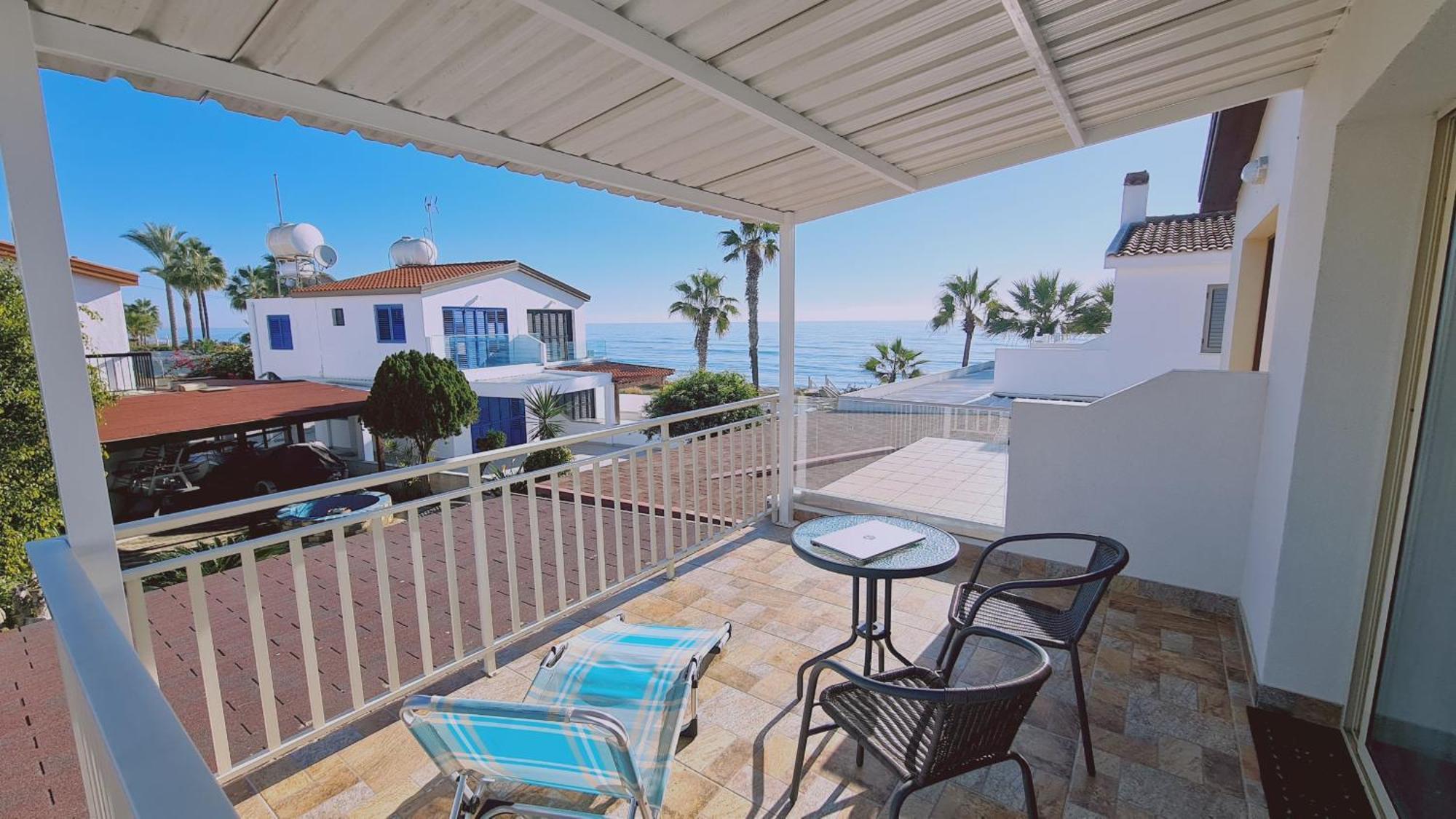 Stay Crystal Waves Maisonette Meneou Luaran gambar